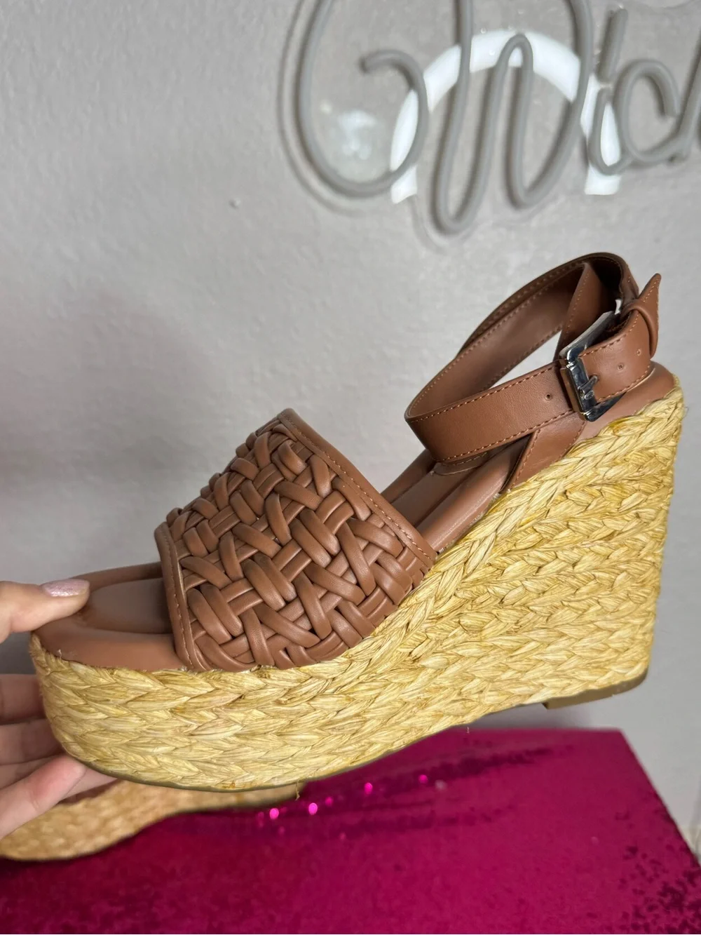 MARCH FISHER 🤎 Tan Woven Leather Espadrille Wedge Sandals (Women’s 8.5)